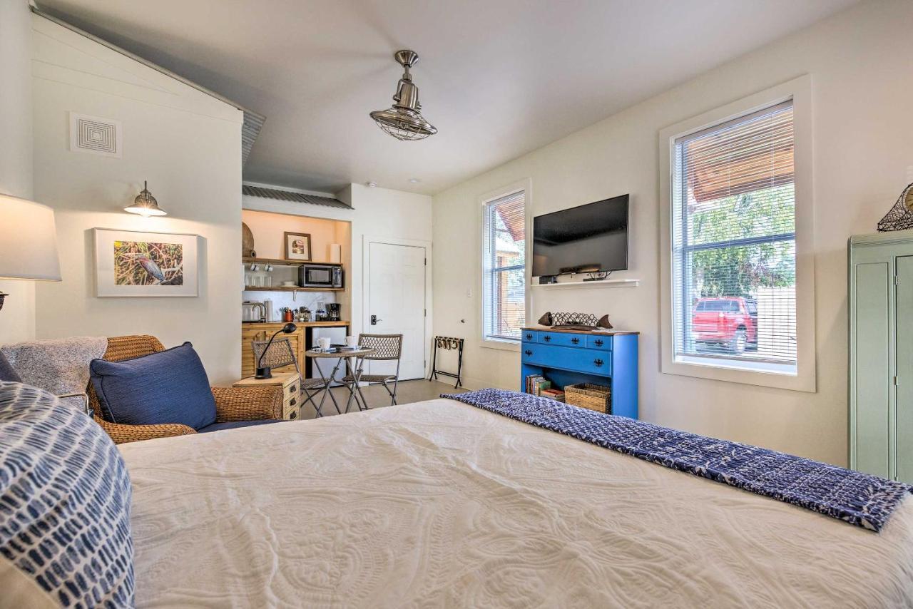 Apartamento Old Town Getaway, Walk To Shopping, Dining, And Bay! Bay St. Louis Exterior foto